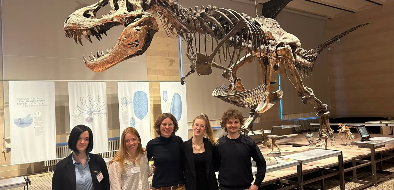 Studenten MIWB presenteren munitieonderzoek in Brussel 